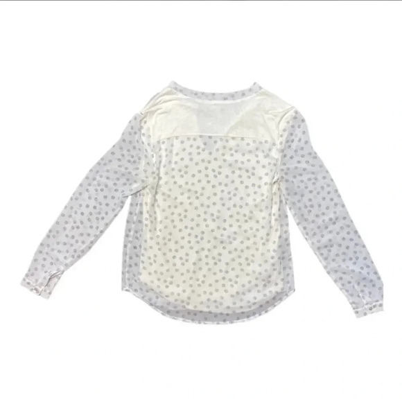 Ann Taylor Woman’s Corpcore Cream Long Sleeve V-Neck Chiffon Blouse Size Medium - Picture 4 of 9